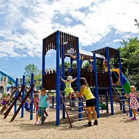 אתר נופש Evrika Club סאני ביץ'