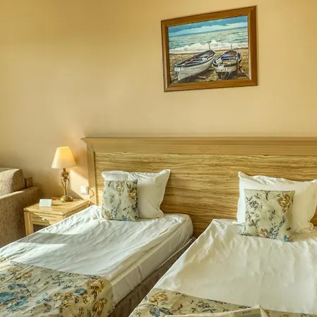 Evrika Club סאני ביץ'