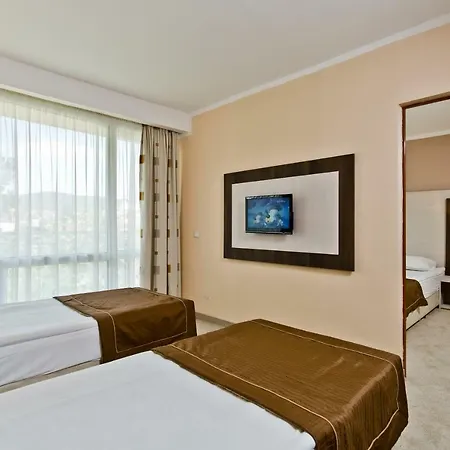 אתר נופש Evrika Club 4*