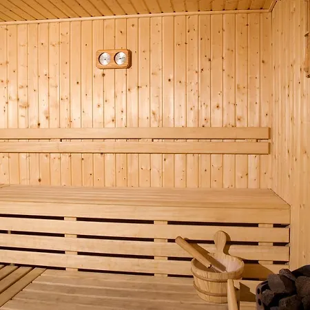 Evrika Club Üdülőközpont Napospart