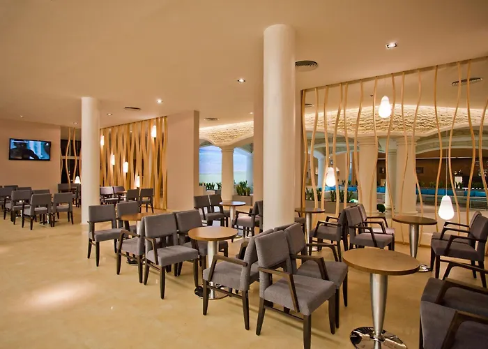 Dit依维卡海滩俱乐部酒店 - 全包 度假村 阳光海滩