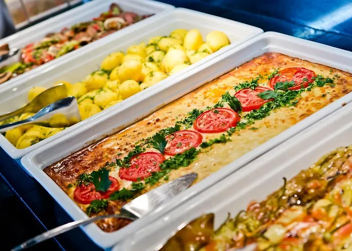 리조트 Evrika Club