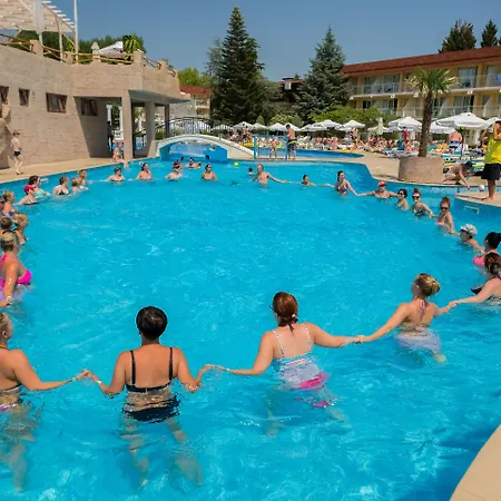 Evrika Club Feriested