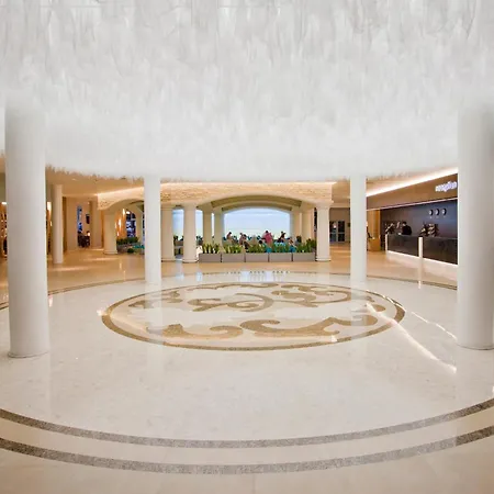 Evrika Club 4*