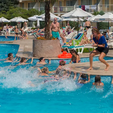 دي أي تي أفريكا بيتش كلوب - الشامل كلياً