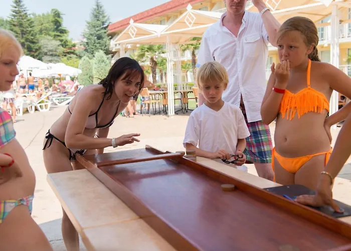 Evrika Club Semesteranläggning (resort) 4*